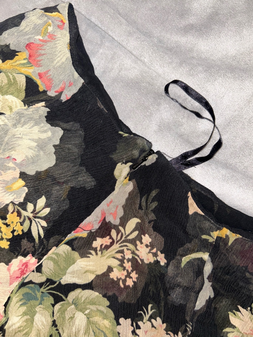 Ralph Lauren vintage silk Black Floral Ruffled Midi Skirt, size 8 - Picture 4 of 5